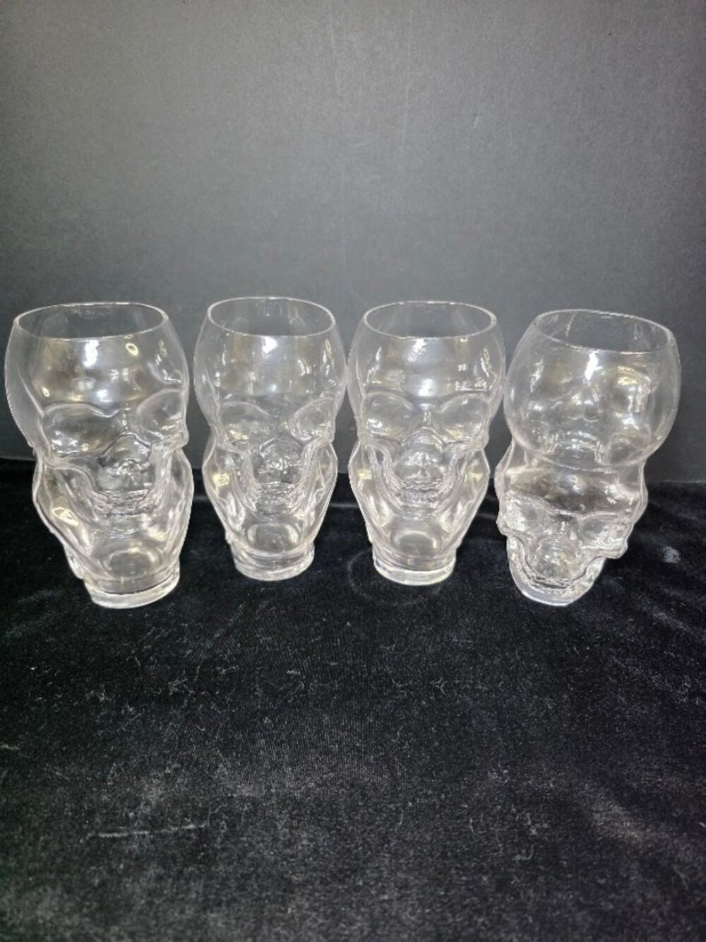 NIB Pottery Barn Double Skull Halloween High Ball Glasses 4 Pc Set Clear